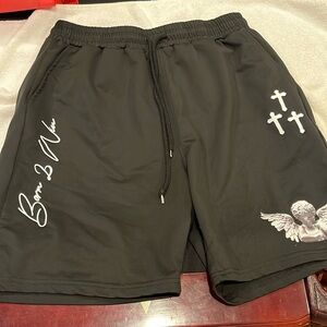 Manfinity men’s black shorts medium